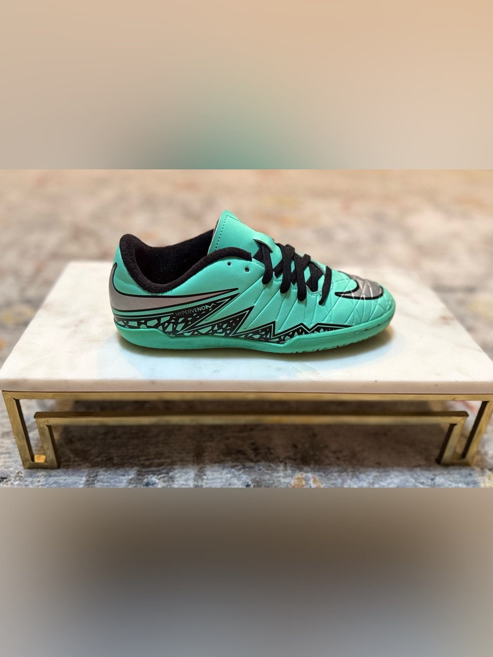 Nike JR Hypervenom Phelon II Turf Low-Top IC Soccer Shoes - 2Y